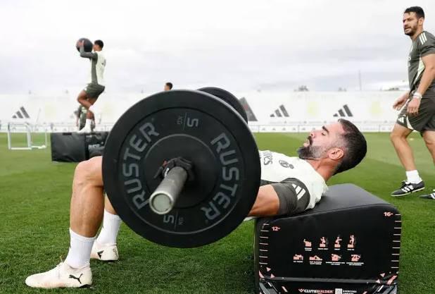 马卡:皇马将在3周内参加7场比赛,球员目前状态出色