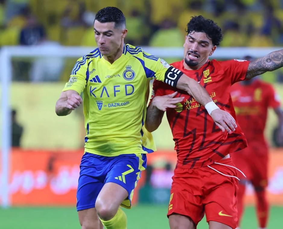 kaiyun sports-不莱梅新援：通过纳乔要到C罗球衣；C罗的魅力令人难以置信